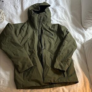 Mountain Hardwear Men's Olive Performance Jacket